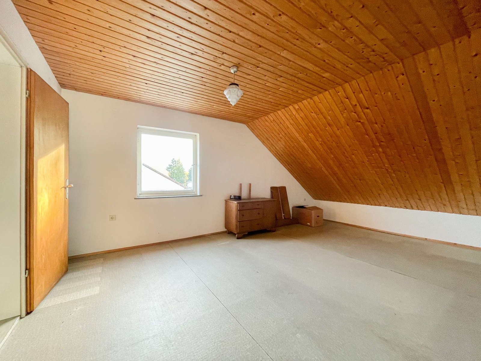 Dachgeschoss Wohnung 2