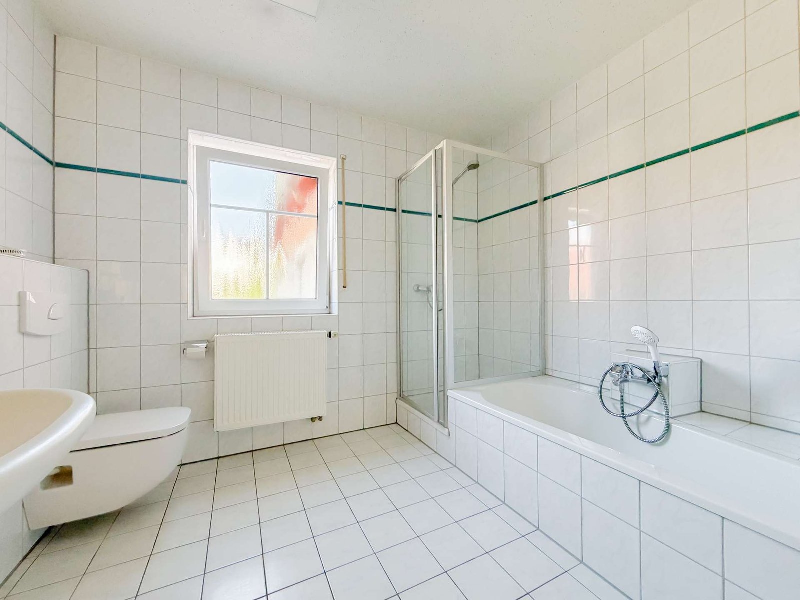 Bad Wohnung EG